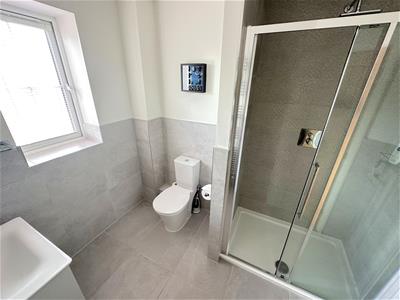 En Suite Shower Room